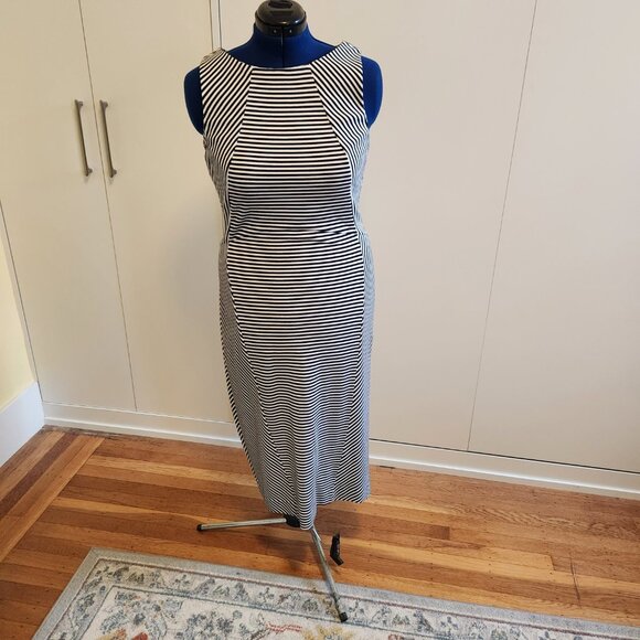 Banana Republic Black/White striped midi dress - sz 14 - Picture 2 of 5